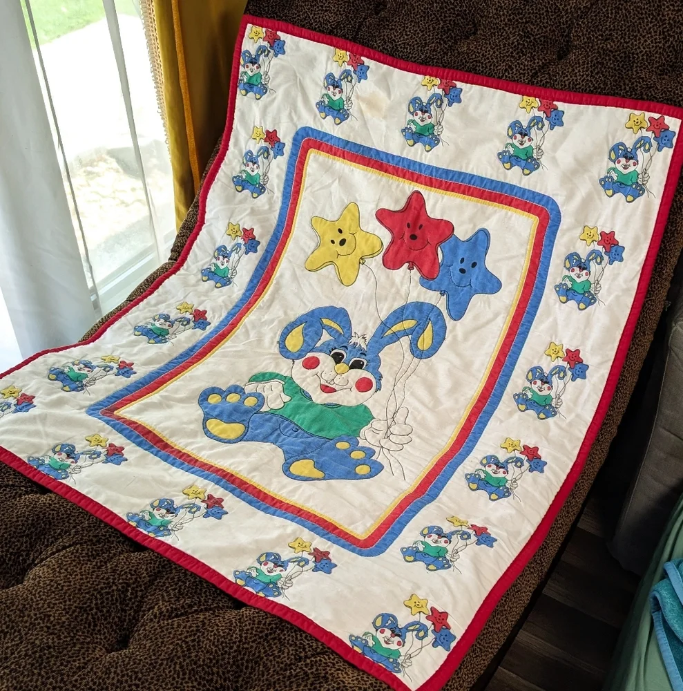 Vintage Blue Bunny Rabbit w/ Yellow Red Blue Star Balloons Crib Sheet 80s 90s